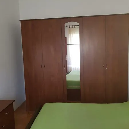 Apartment 24 Put Rota *